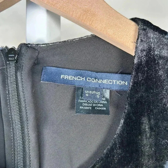 French Connection Size 0 Floral Velvet Like Mini Sheath Dress - Picture 8 of 12